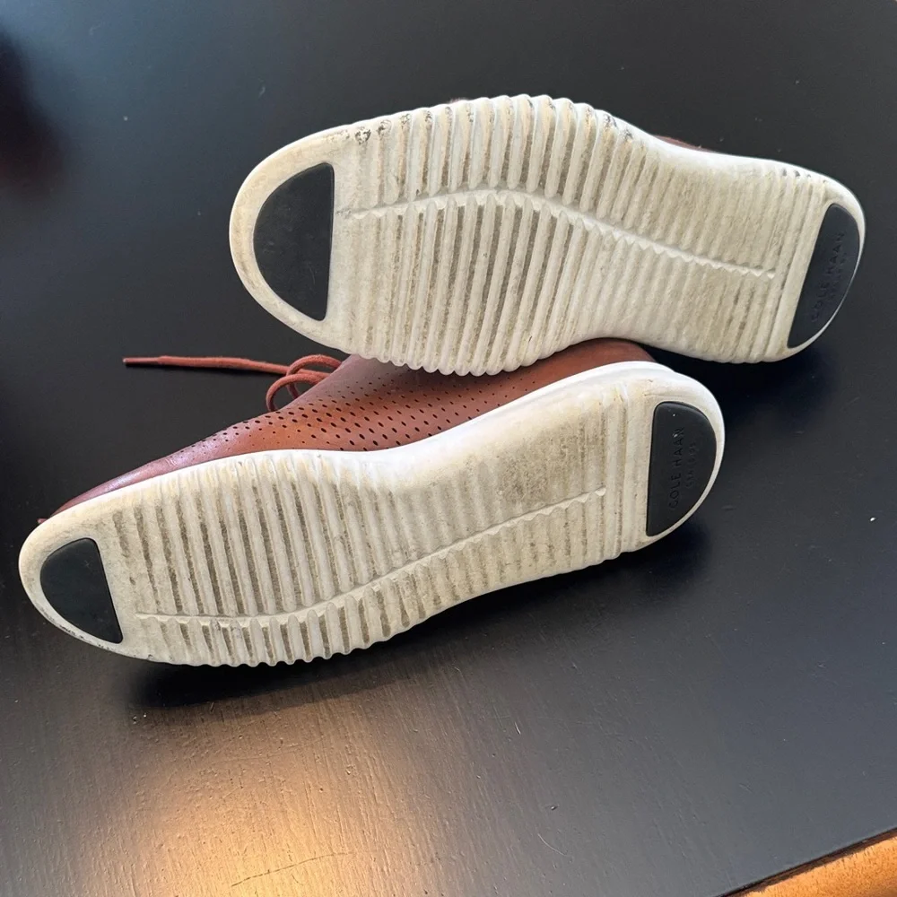 Cole Haan Tan Leather Oxfords with White Sole - Picture 5 of 5